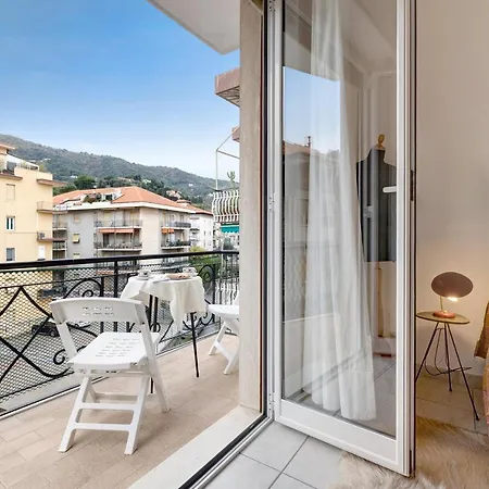 アパート Casa Rosso Melograno アラッシオ