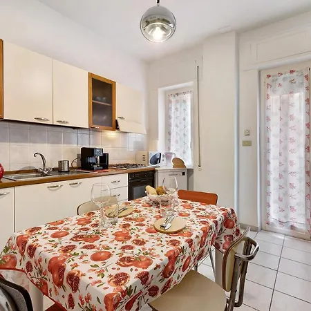 Casa Rosso Melograno Appartamento Alassio