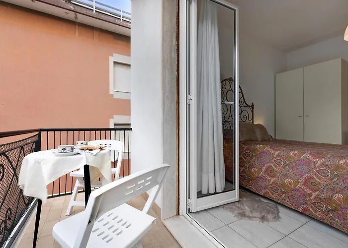 Apartman Casa Rosso Melograno Alassio